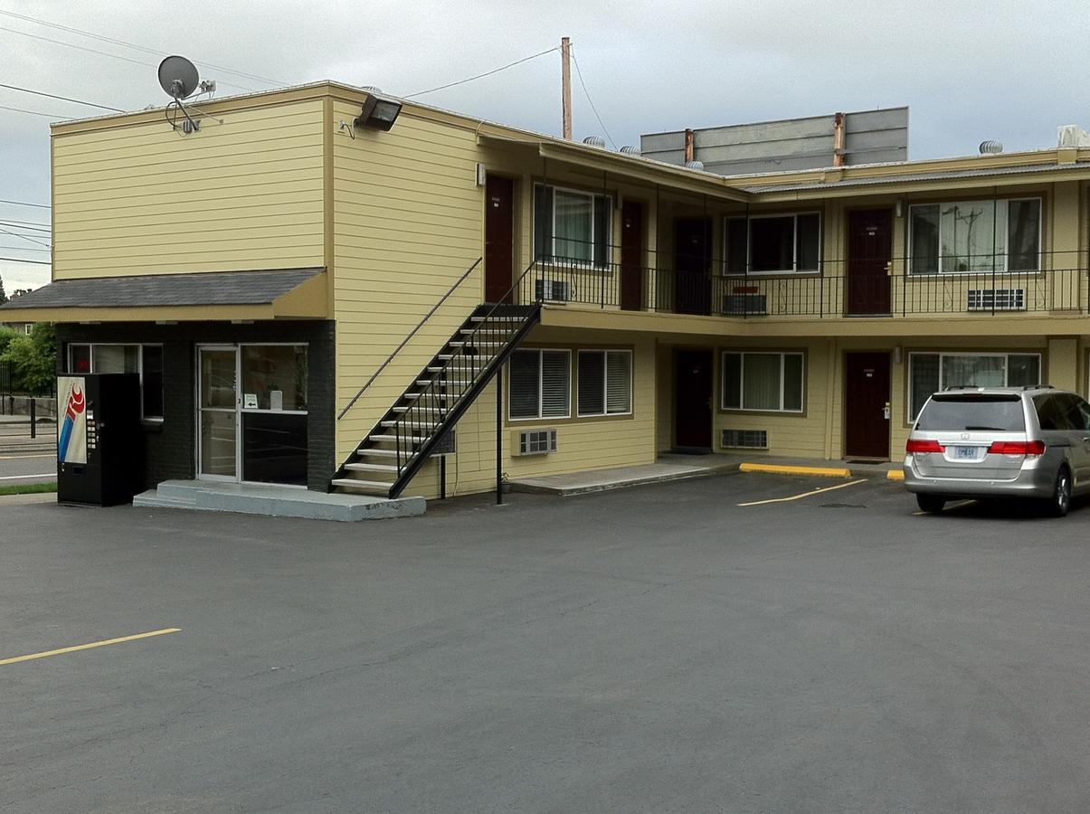 Economy Motel